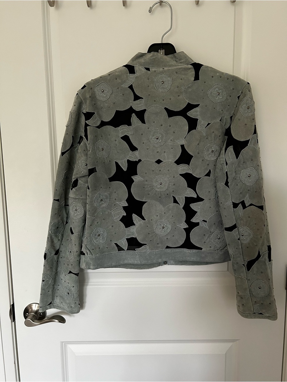 Women’s Floral Suede Jacket in Light Blue  - Vintage Style - Picture 2 of 3